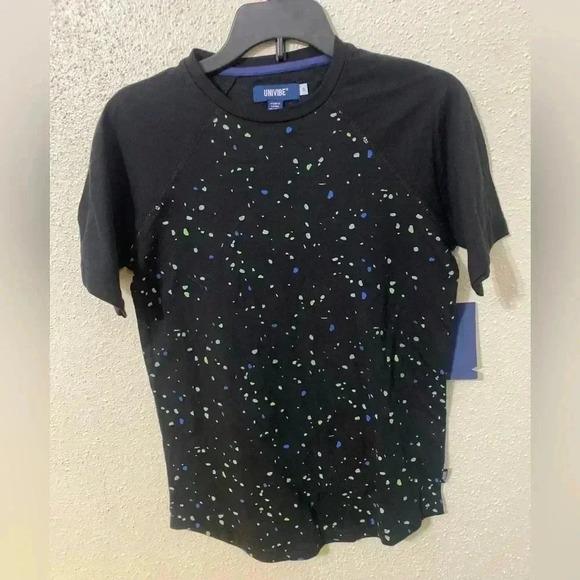 Big Boys Size Small Unvibe Printed Tees and Long Sleeve Flannel Shirt. All NWT - Picture 3 of 8